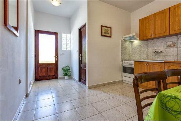 Apartment A4, for 4 persons