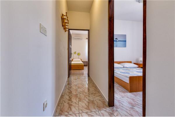 Apartment A4, for 4 persons