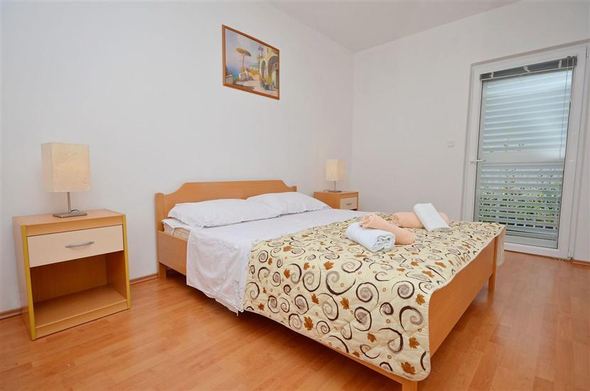 Apartment A1, for 5 persons