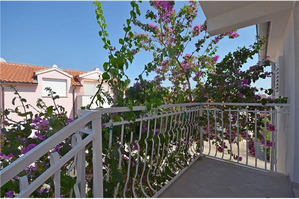 Apartment A2, for 5 persons