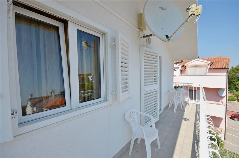 Apartment A2, for 5 persons