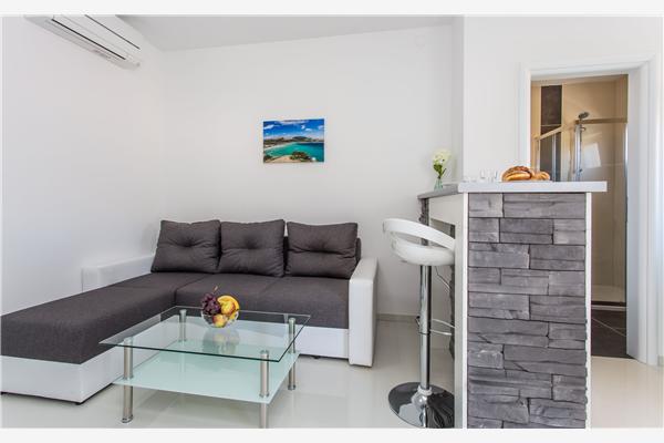 Apartment A4, for 3 persons