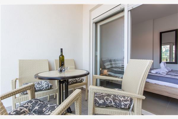 Apartment A4, for 3 persons