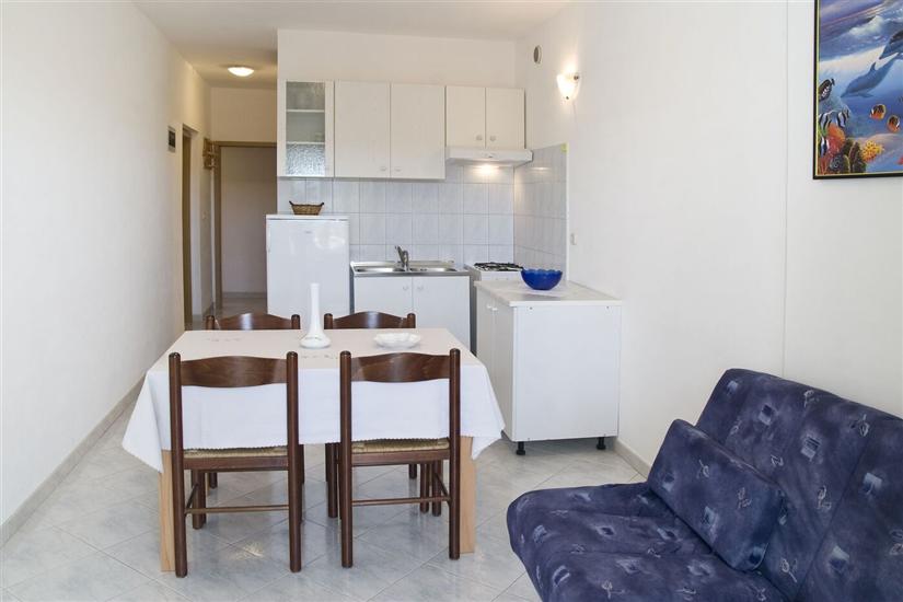 Apartment A4, for 5 persons