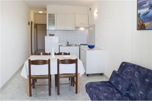Apartment A4, for 5 persons