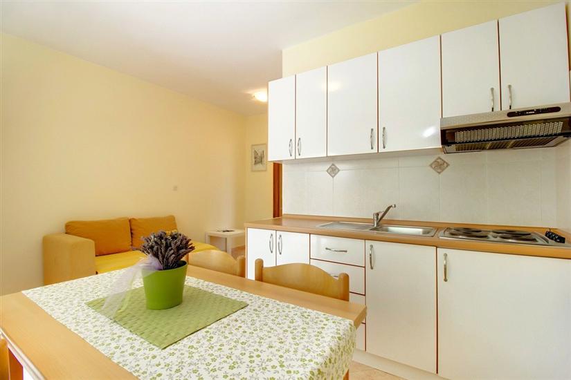 Apartment A2, for 3 persons
