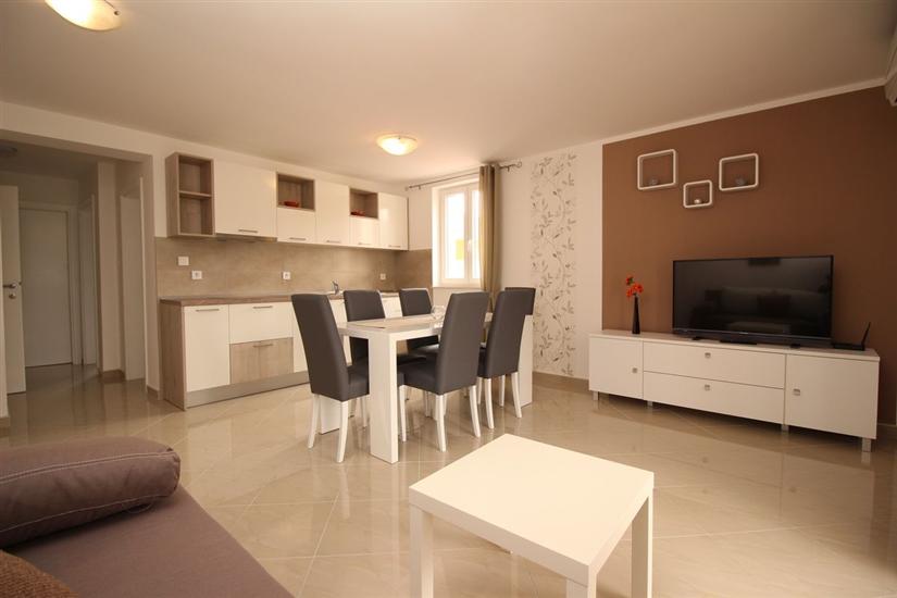 Apartment A4, for 4 persons