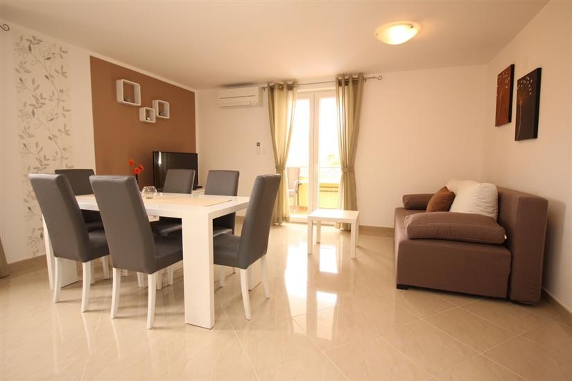 Apartment A4, for 4 persons