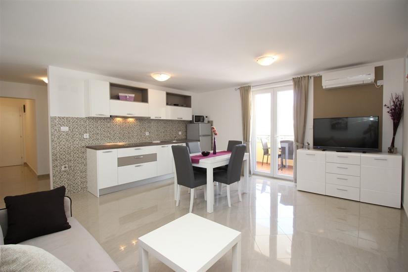 Apartment A5, for 3 persons