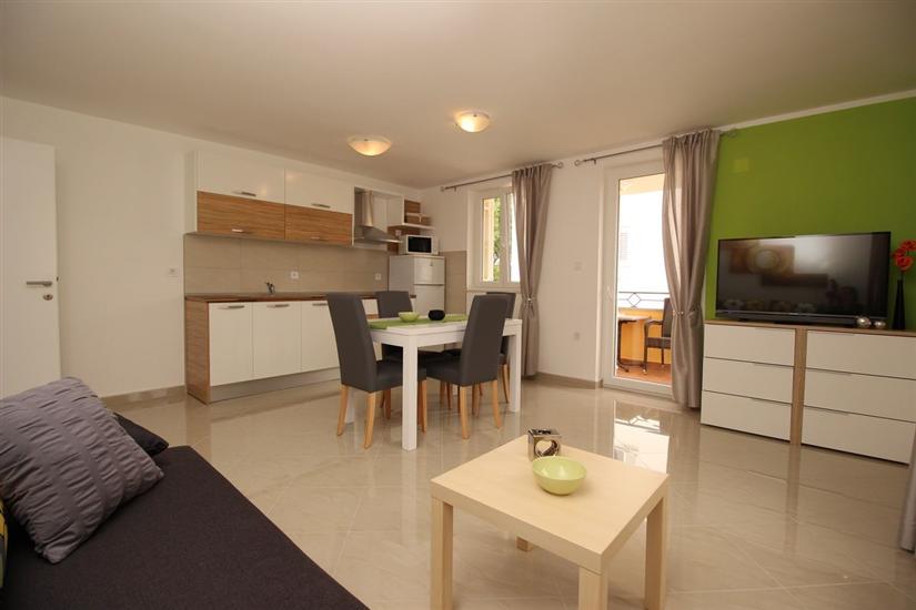 Apartment A6, for 4 persons