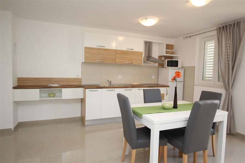 Apartment A6, for 4 persons