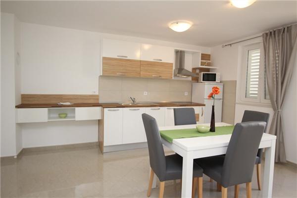 Apartment A6, for 4 persons