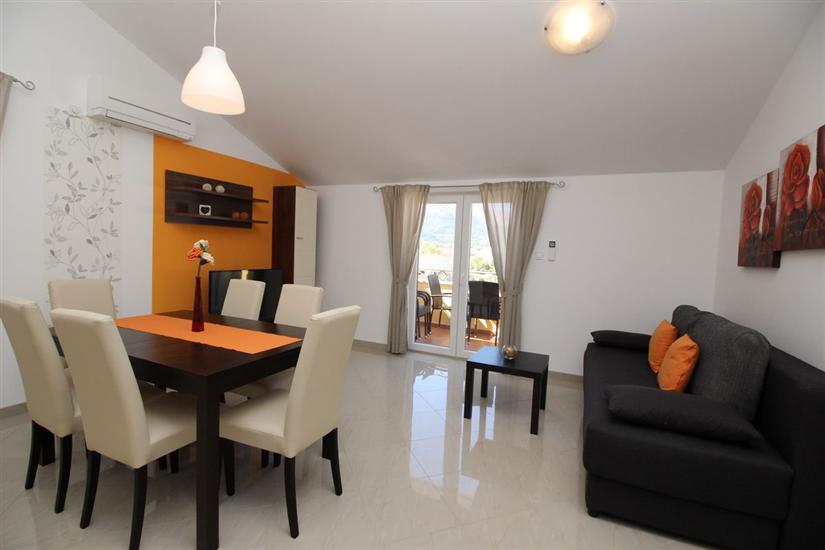 Apartment A7, for 4 persons