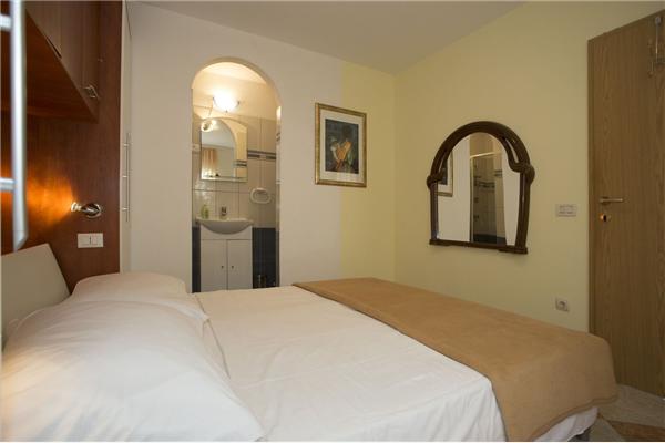 Apartment A1, for 4 persons