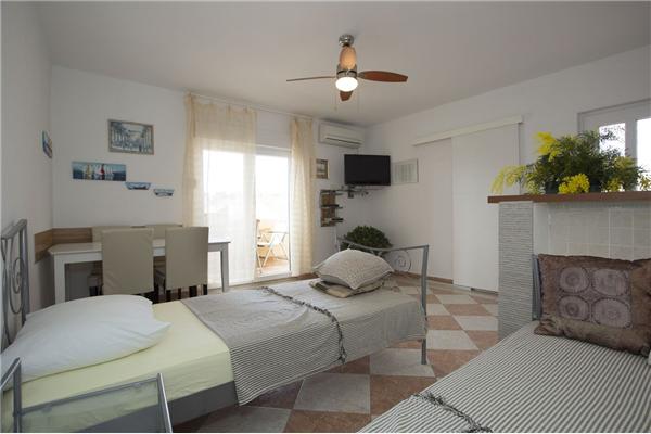 Apartment A1, for 4 persons