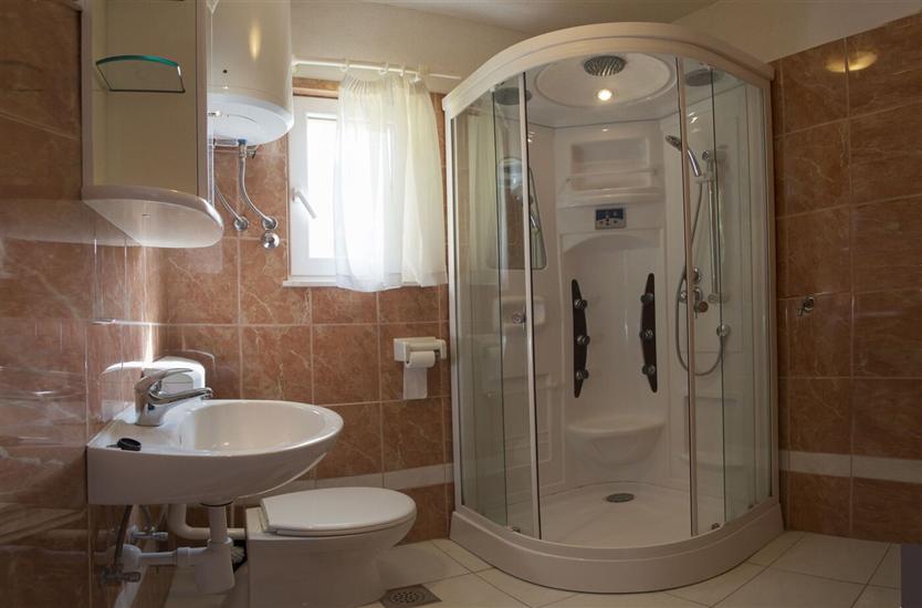 Apartment A2, for 4 persons