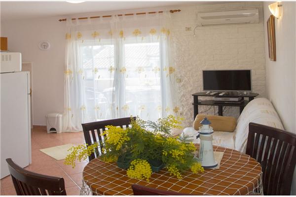 Apartment A2, for 4 persons