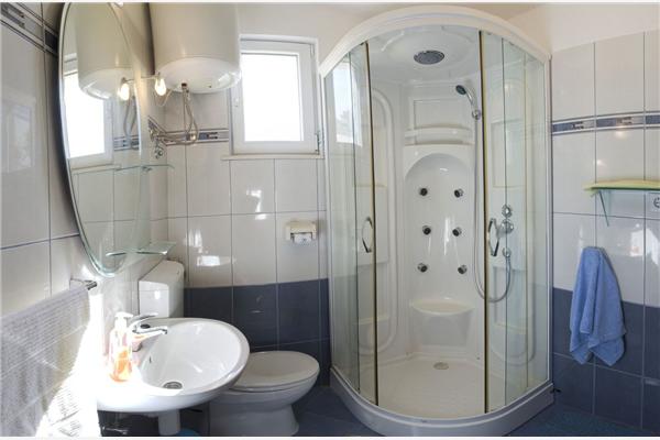 Apartment A3, for 6 persons