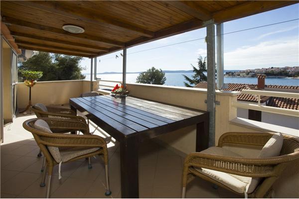 Apartment A3, for 6 persons