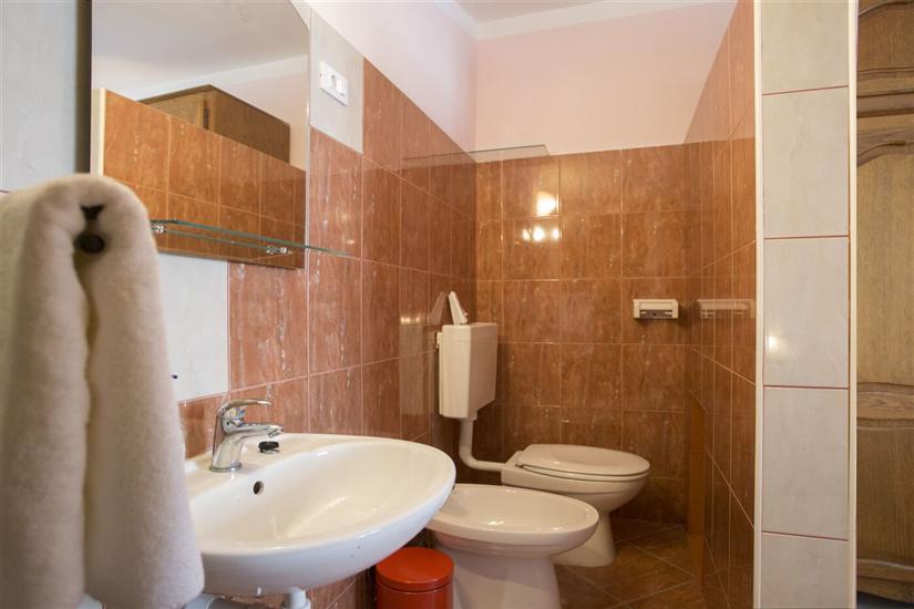 Apartment A3, for 6 persons