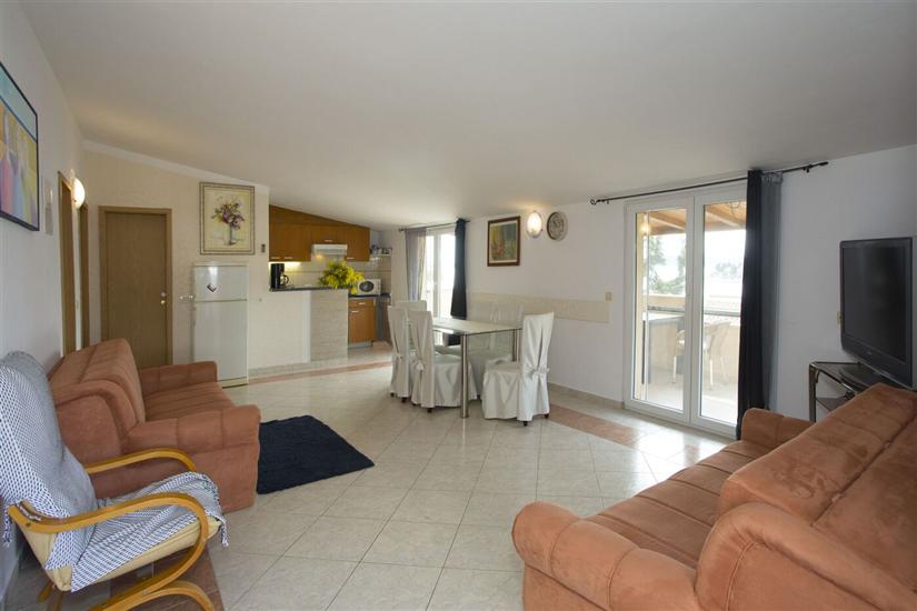 Apartment A3, for 6 persons