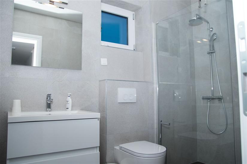 House K1, for 10 persons