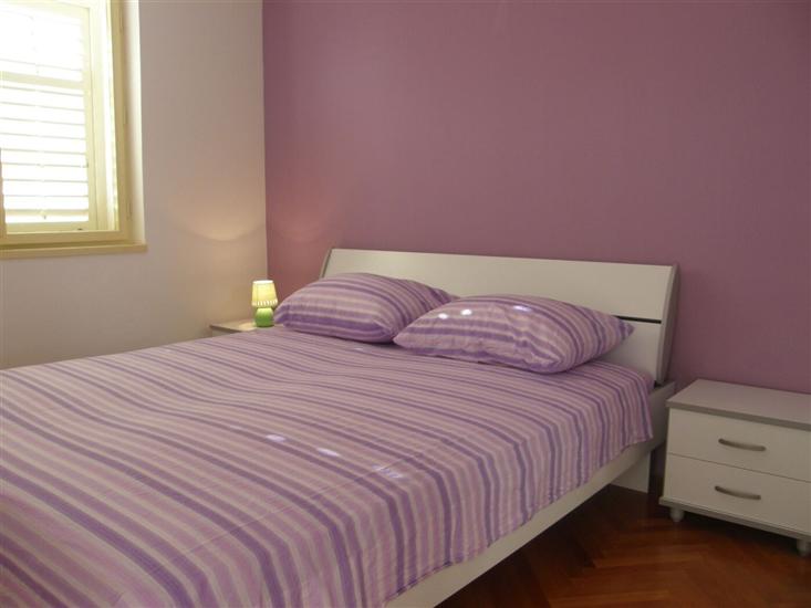 Apartment A1, for 8 persons
