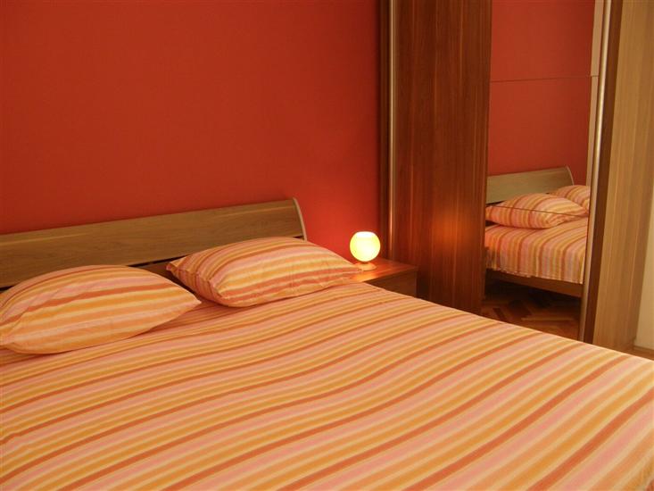 Apartment A1, for 8 persons