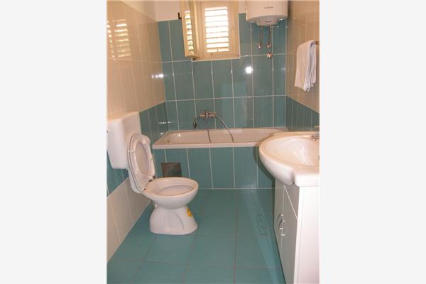 Apartment A1, for 8 persons