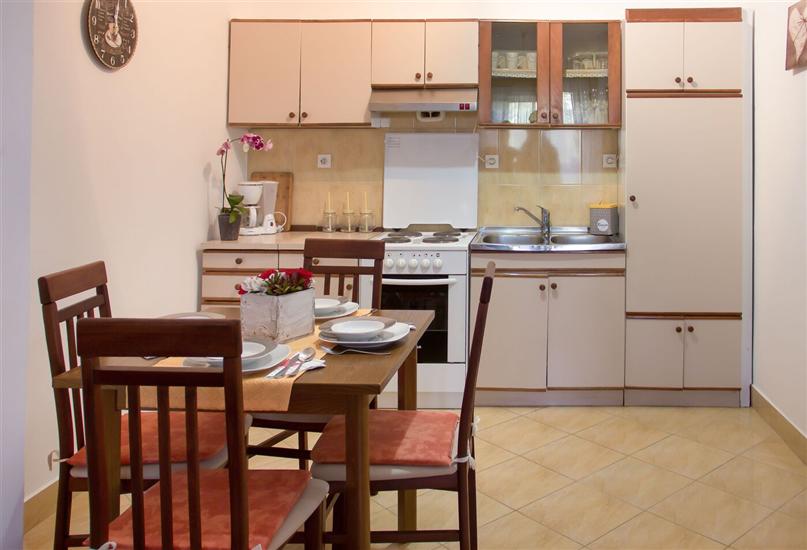 Apartment A1, for 3 persons