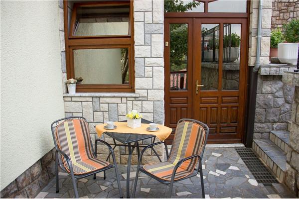 Apartment A1, for 3 persons