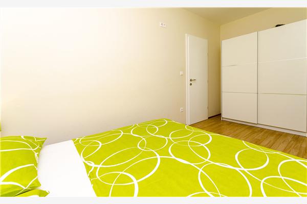 Apartment A1, for 6 persons