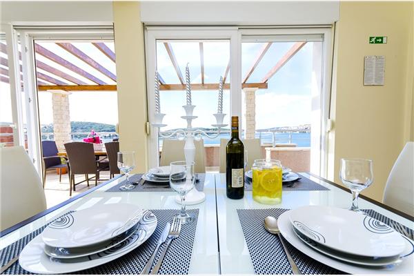 Apartment A1, for 6 persons