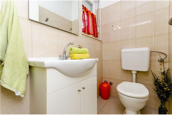 Apartment A1, for 6 persons