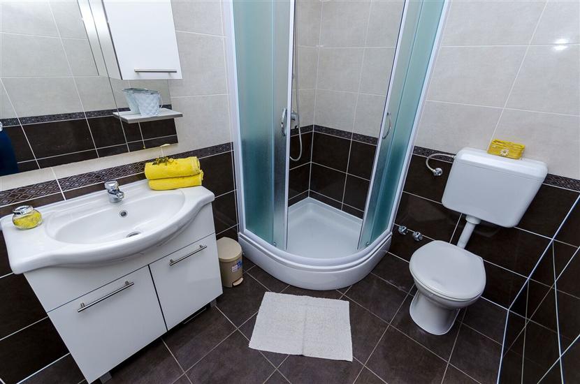 Apartment A4, for 4 persons