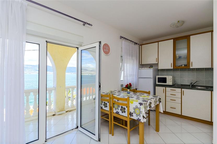 Apartment A2, for 3 persons