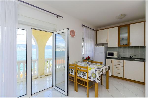 Apartment A2, for 3 persons