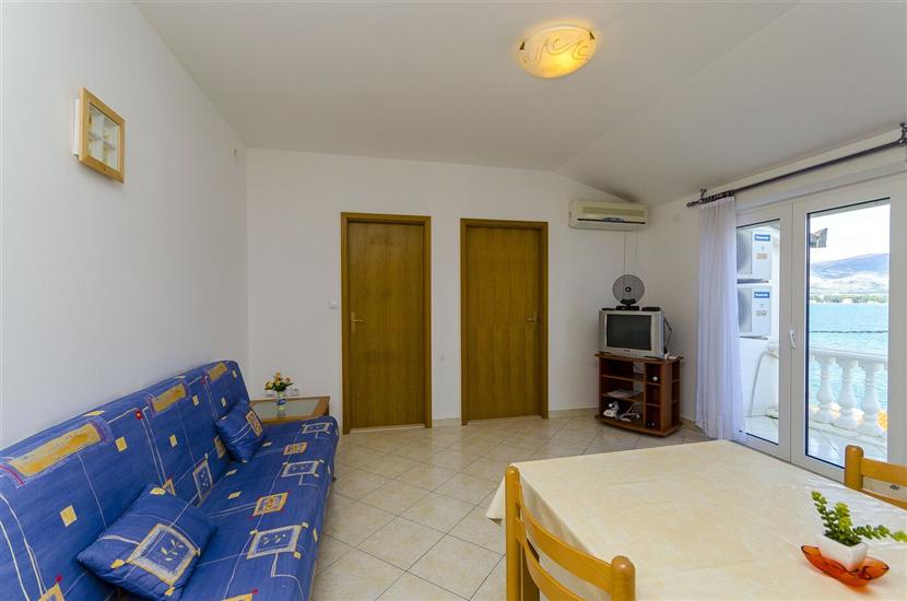 Apartment A4, for 3 persons