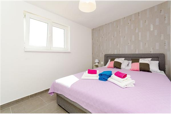 Lägenhet A4, för 8 personer