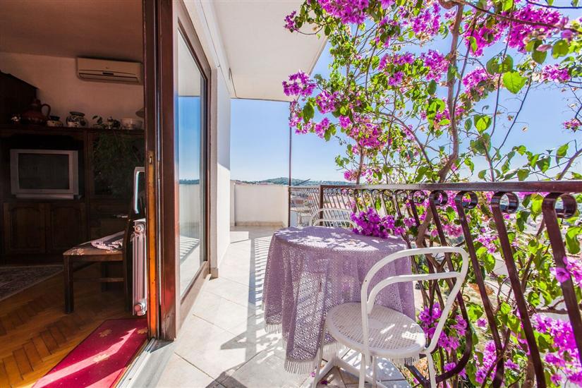 Apartment A4, for 4 persons