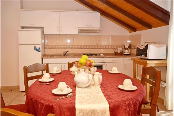 Appartamento A1, per 8 persone