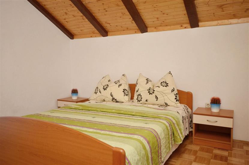 Appartamento A1, per 8 persone