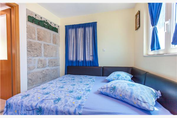 House K1, for 8 persons