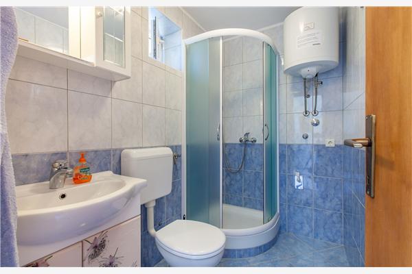 House K1, for 8 persons