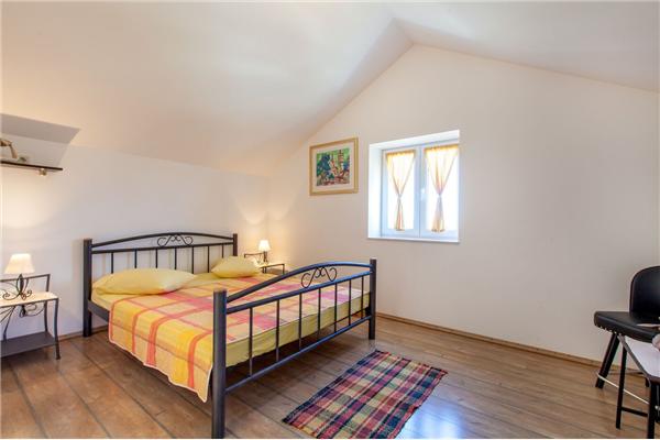 House K1, for 8 persons