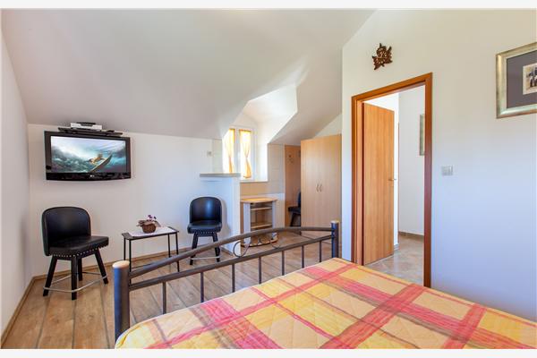 House K1, for 8 persons