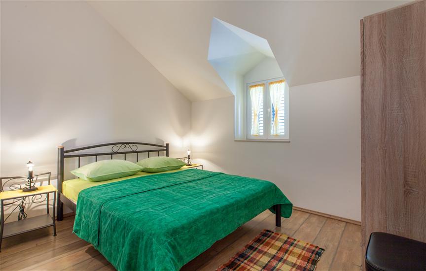 House K1, for 8 persons