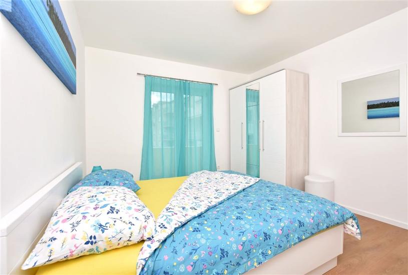 Apartment A1, for 6 persons