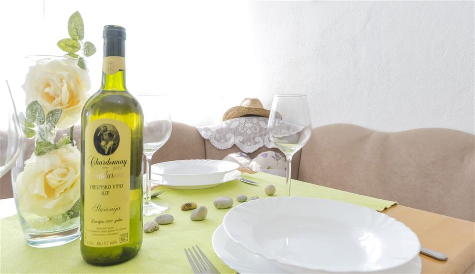 House K1, for 10 persons