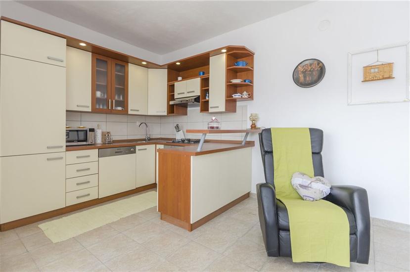 House K1, for 10 persons